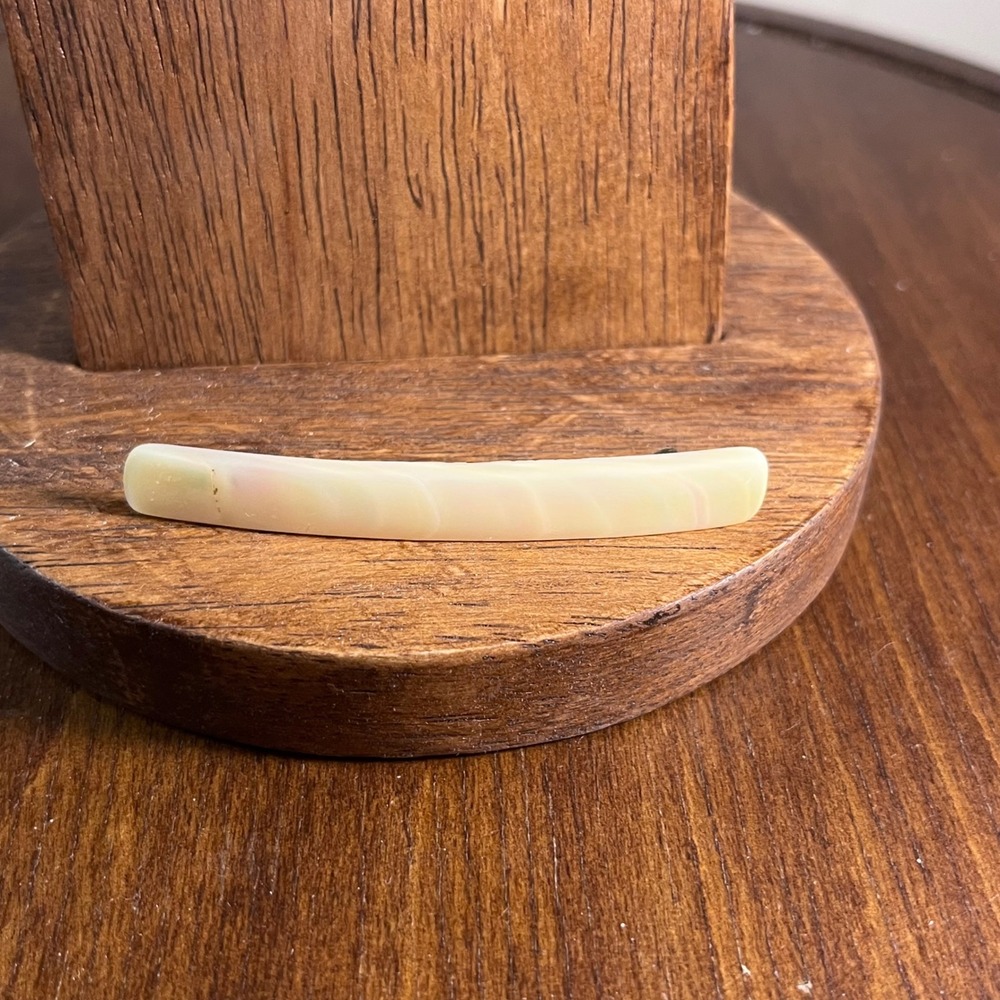 Vtg Mother of Pearl Curved Bar Brooch Pin Iridescent Shell Cream 2.75 Inch